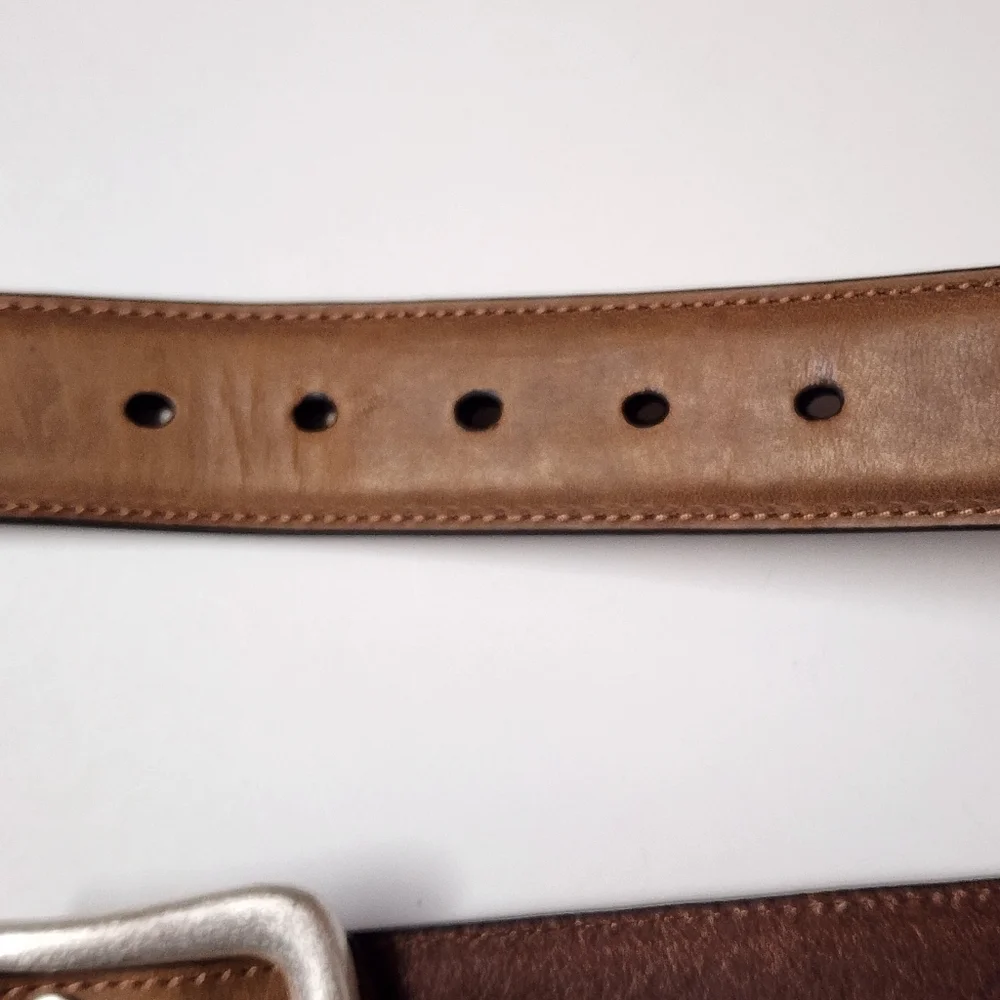 Nocona Belt Sz 32 Brown Tan Genuine Leather Silver Buckle Excellent Condition